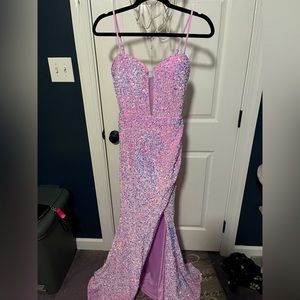 Xs Prom dress never used